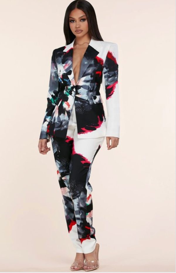 Traje estampado